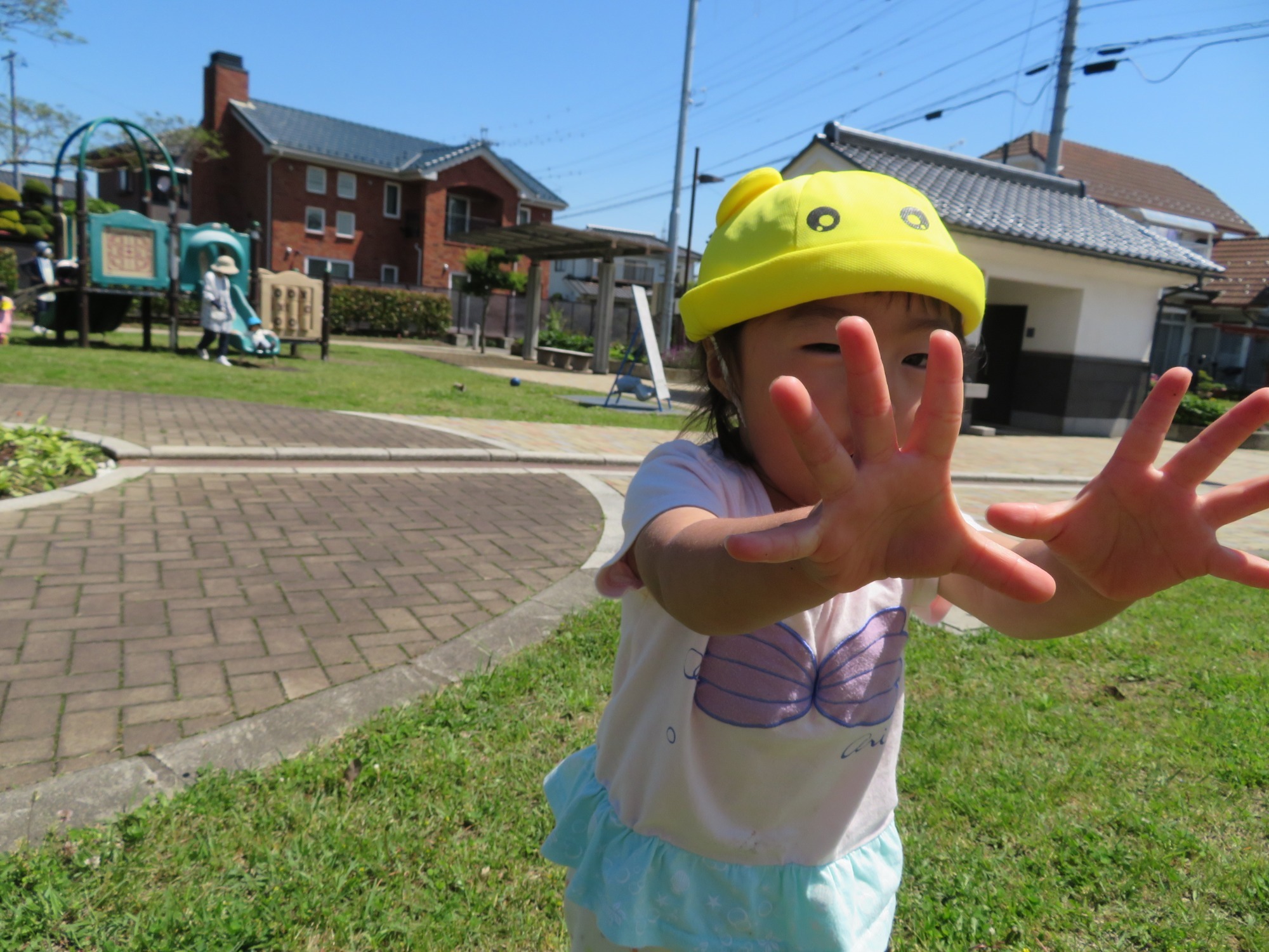 5月28日（金）　園外保育（さくら組・ひよこ組）