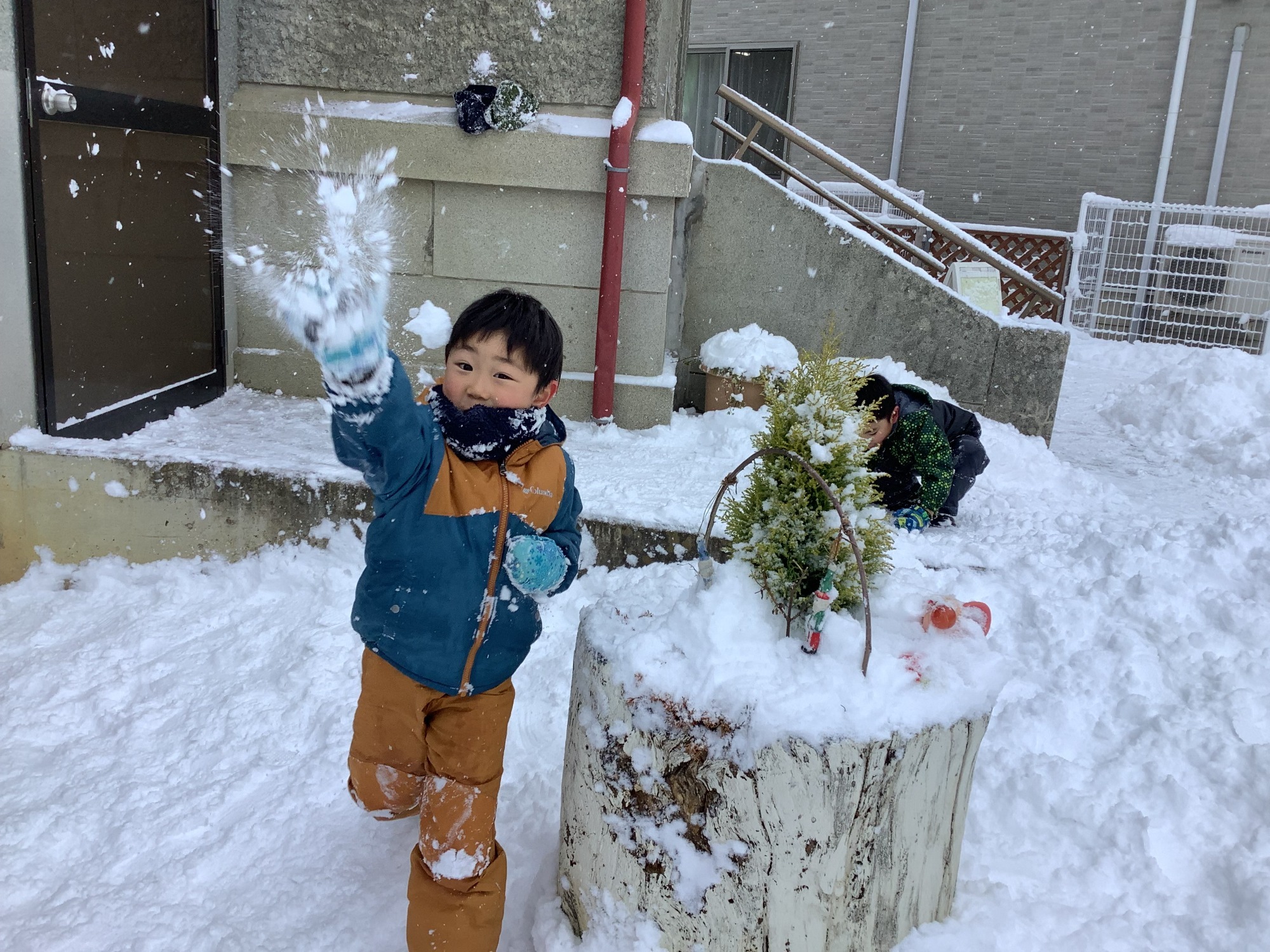 1月14日（金）　雪遊び