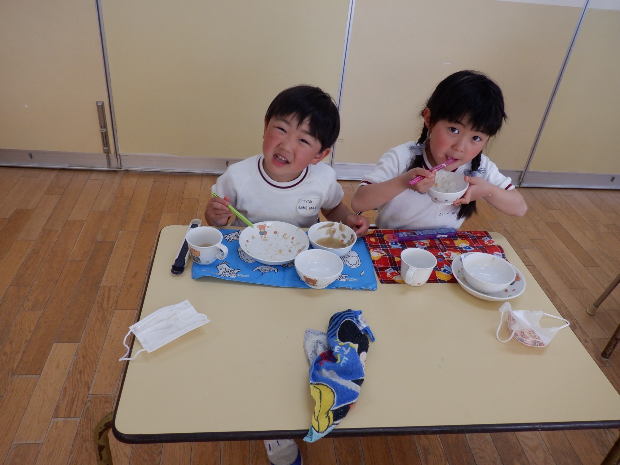 給食の様子