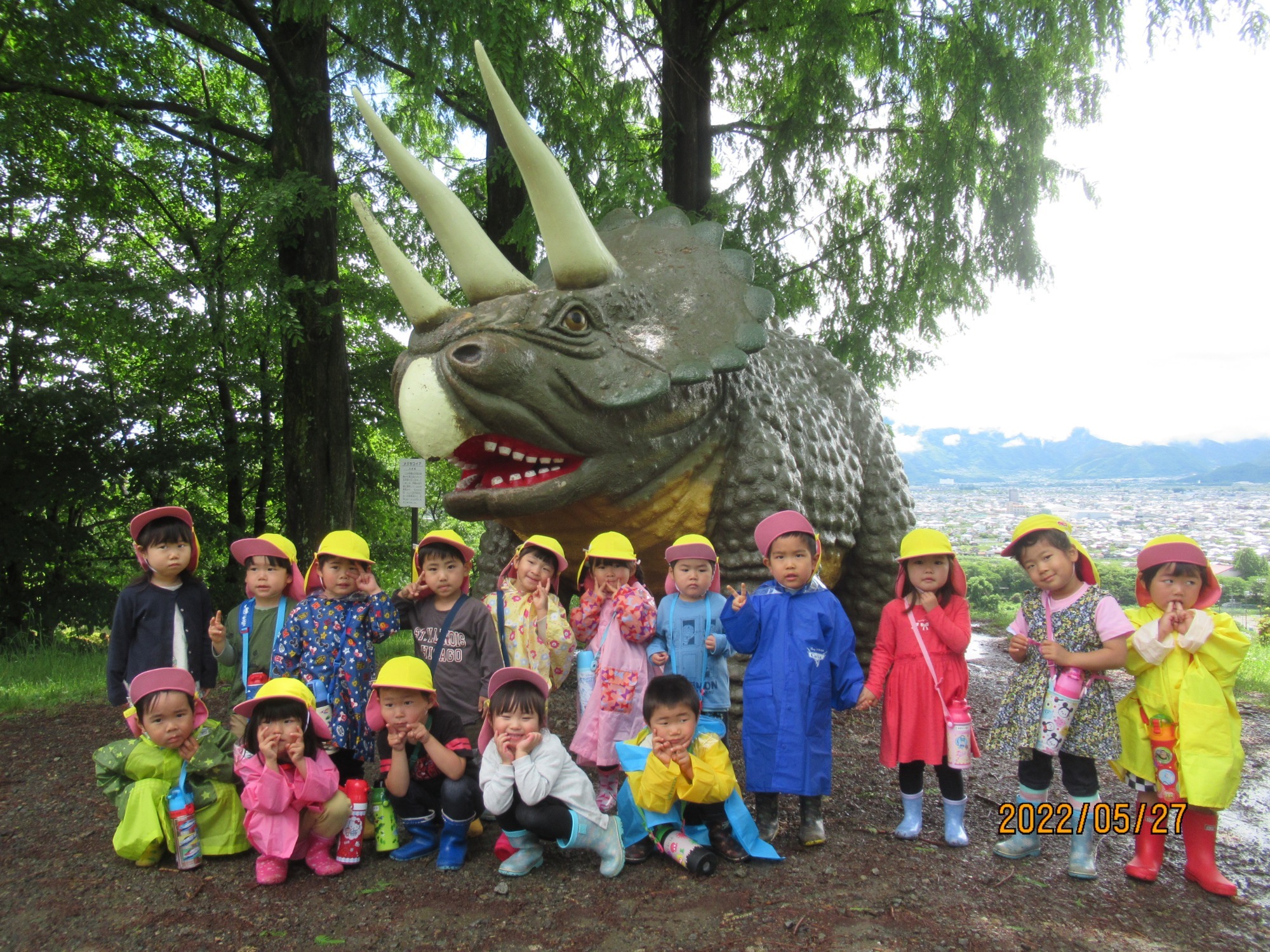 5月27日（金）ひよこ組・さくら組園外保育