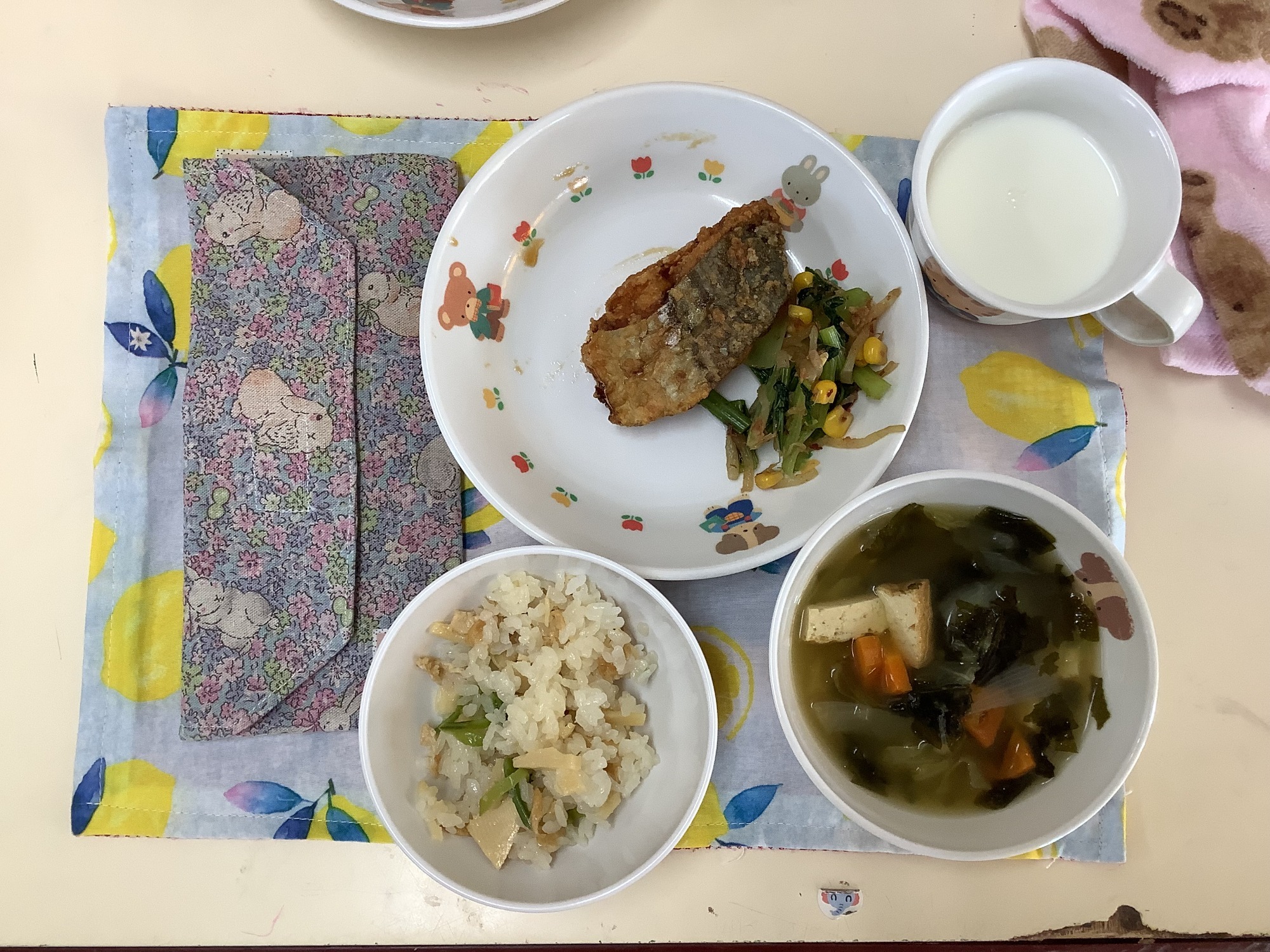 給食の様子