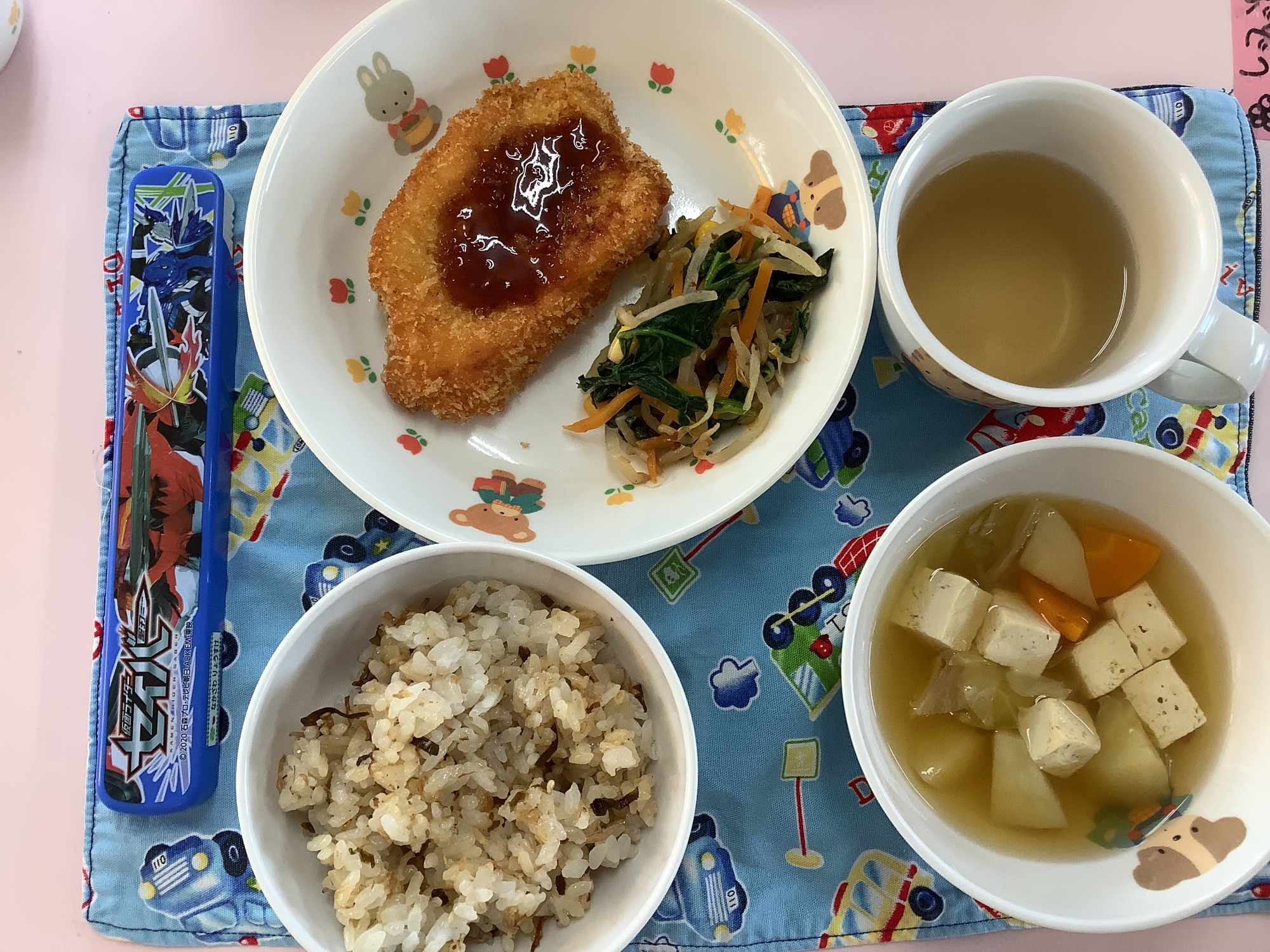 給食の様子