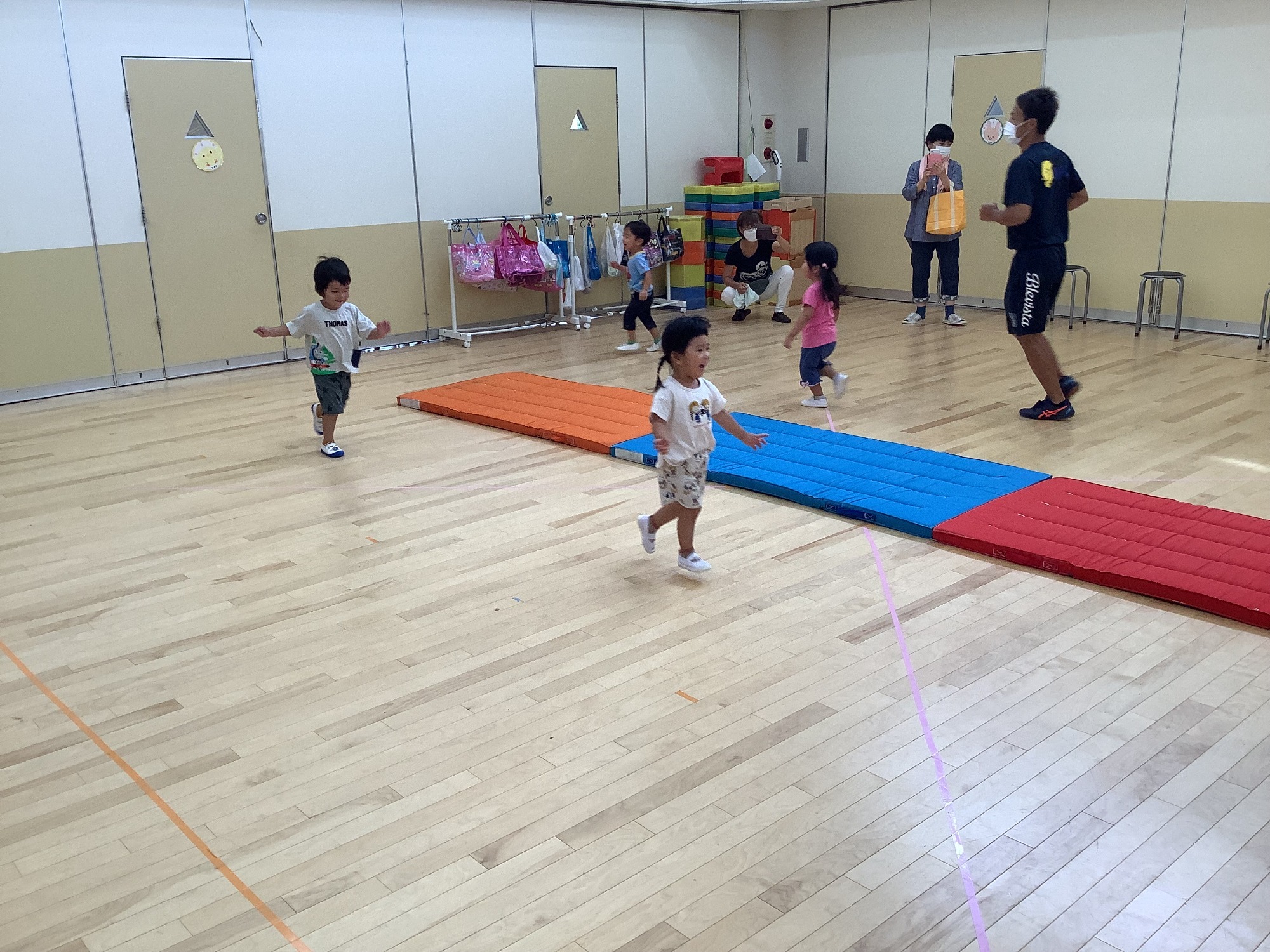 9月13日　祖父母参観（体育教室）