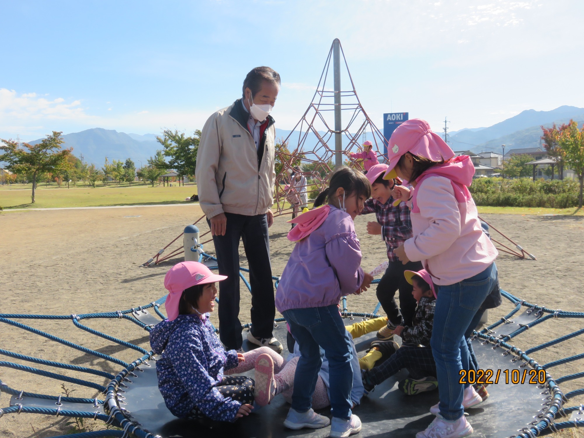 10月21日（金）　りす組　園外保育