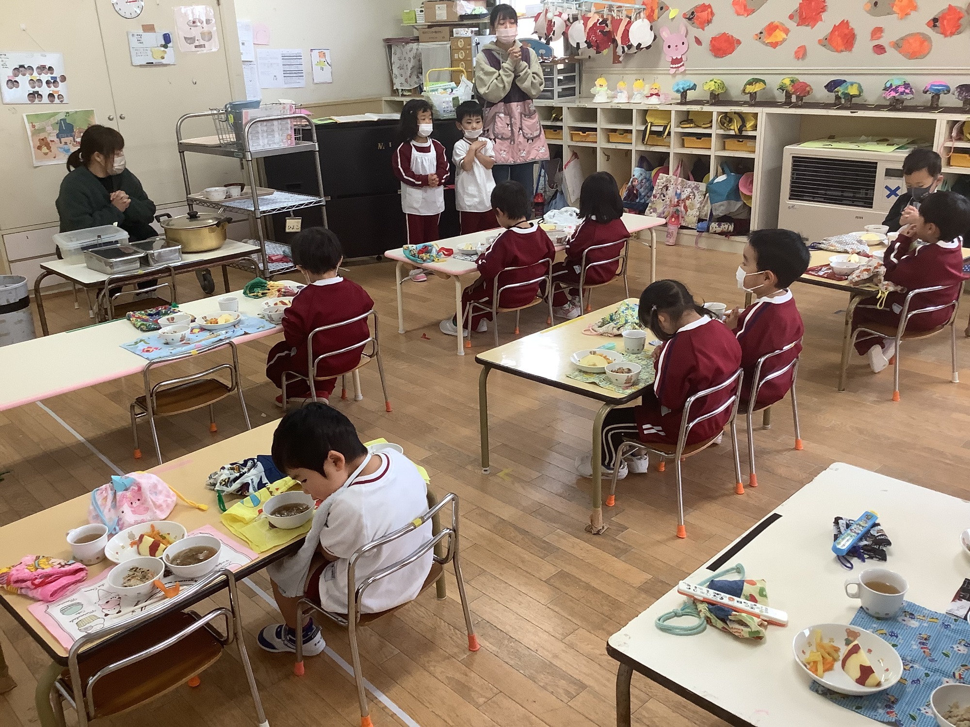 給食の様子