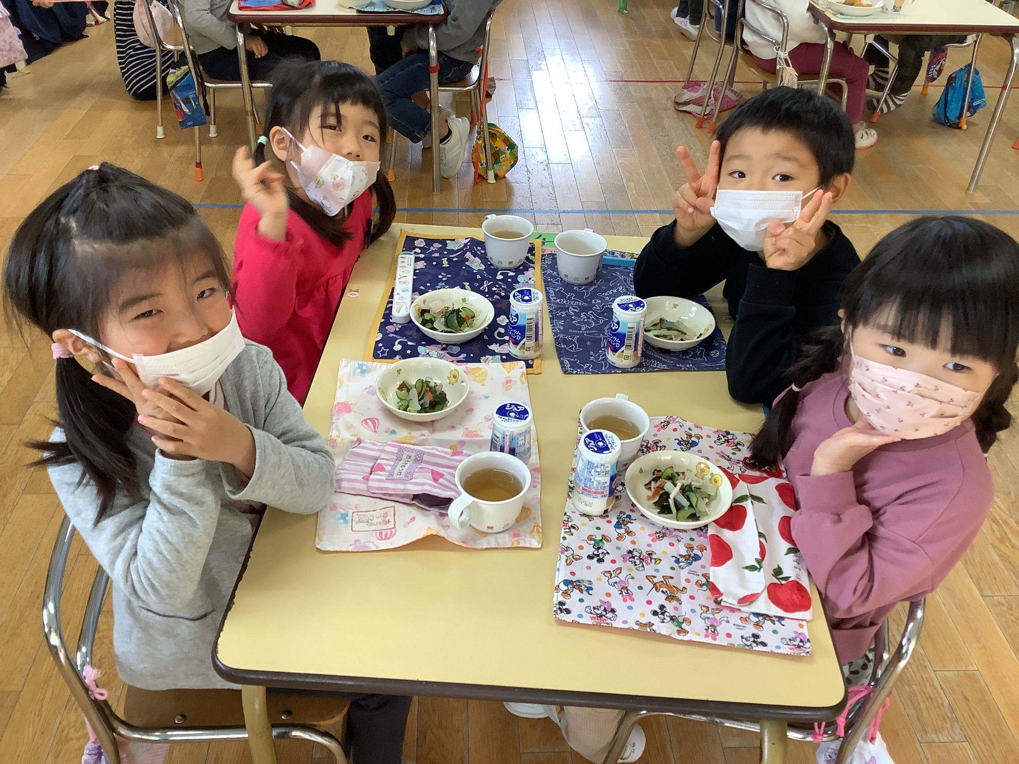 給食の様子