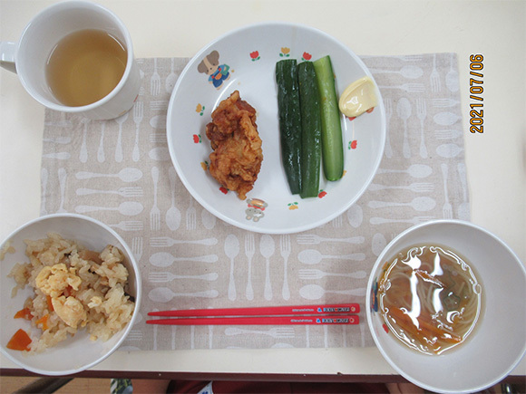 給食の様子